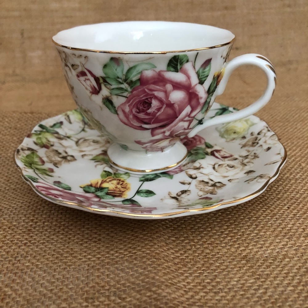 Gracie China Vintage Floral Tea Cup Set